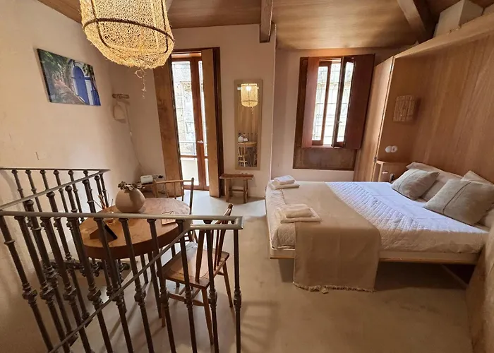 ánimas, Elegantes Pisos En El Centro Histórico Pontevedra